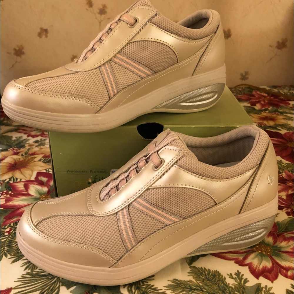 Grasshoppers Performance Platforms Gel Fit Slip On Sneakers